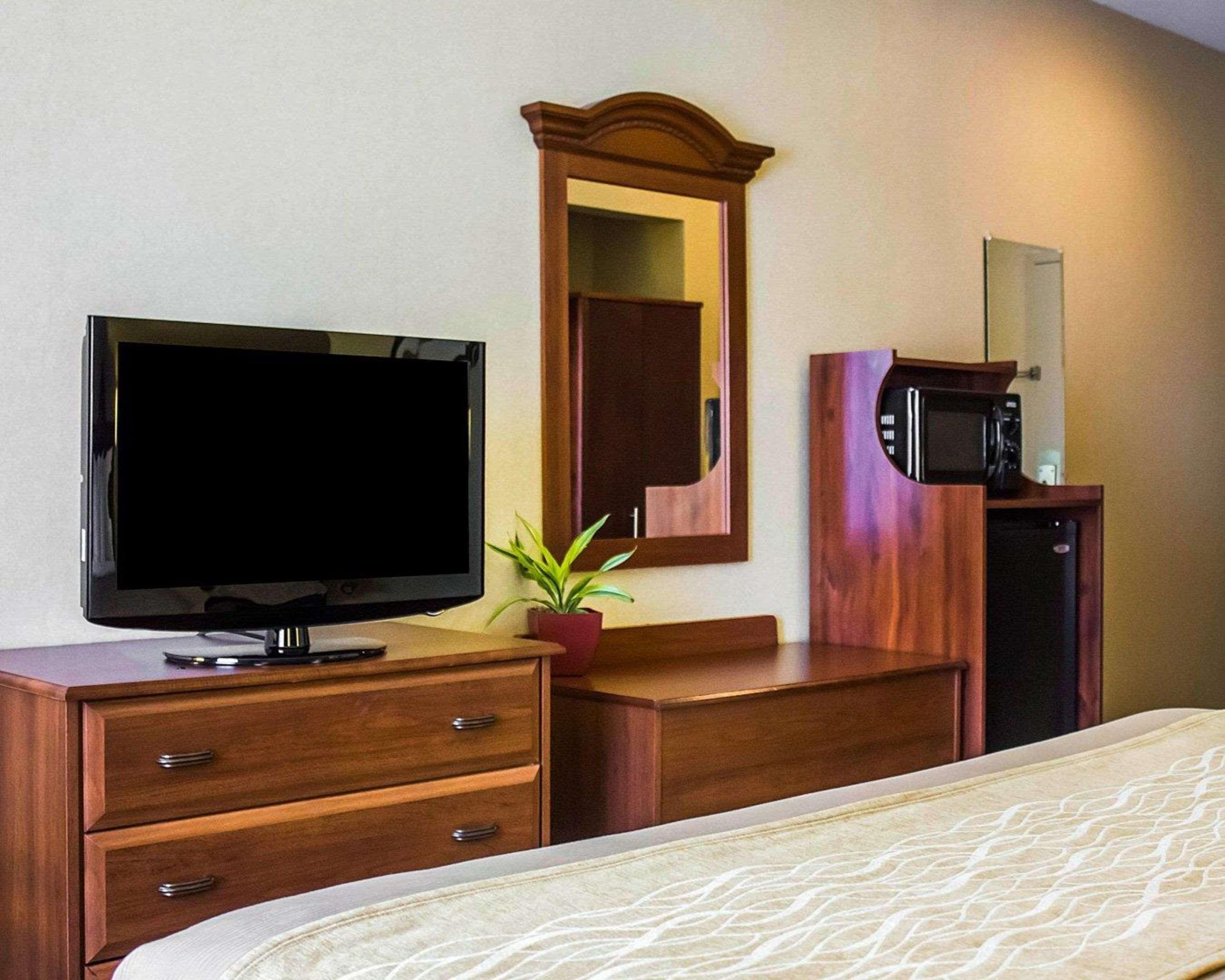 Comfort Inn Guilford Near I-95 Dış mekan fotoğraf