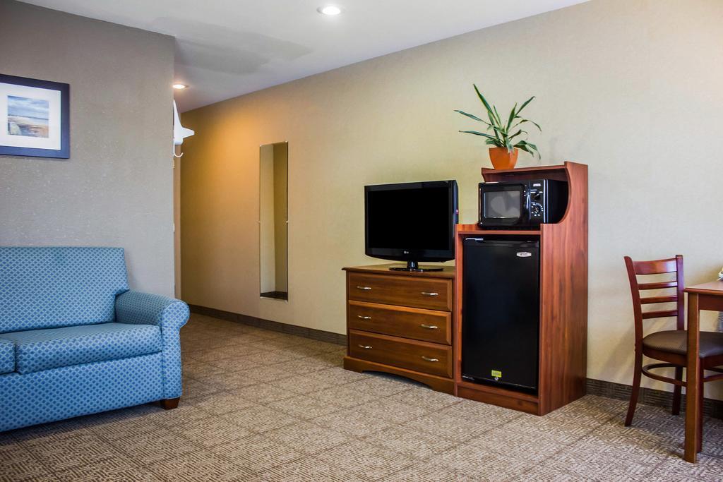Comfort Inn Guilford Near I-95 Dış mekan fotoğraf