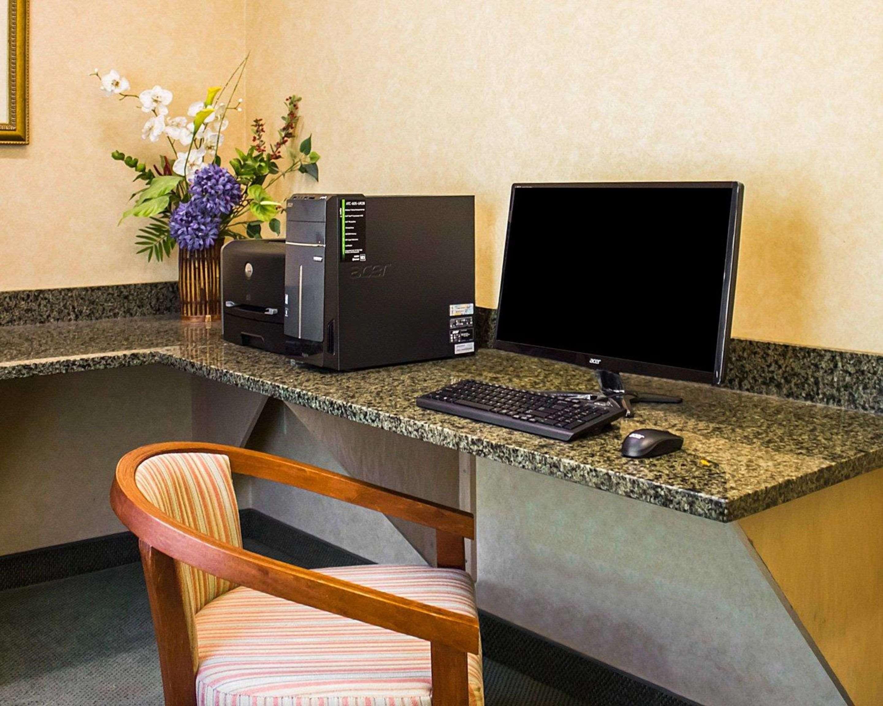 Comfort Inn Guilford Near I-95 Dış mekan fotoğraf